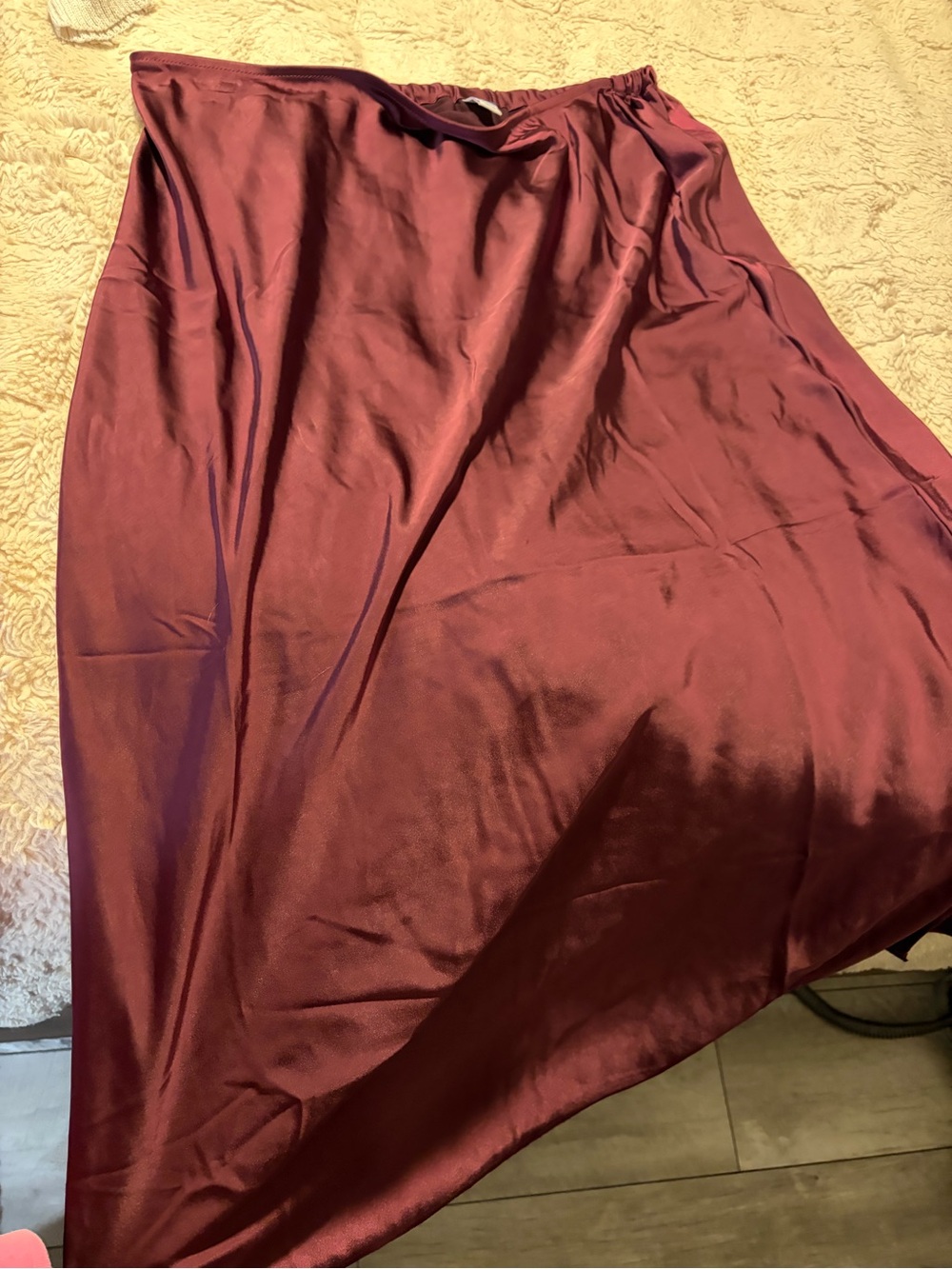 Old Navy Satin Maxi Skirt in Burgundy